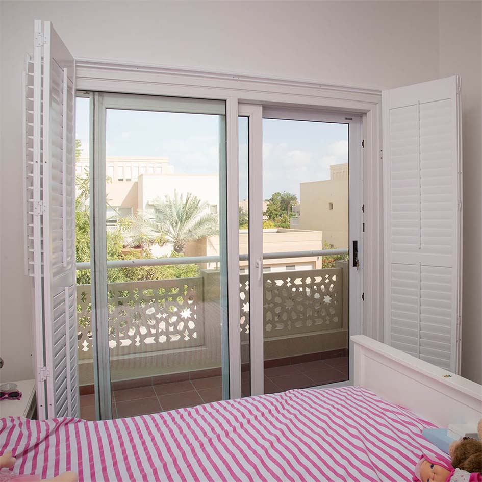 Girls room security door sm sq Window net
